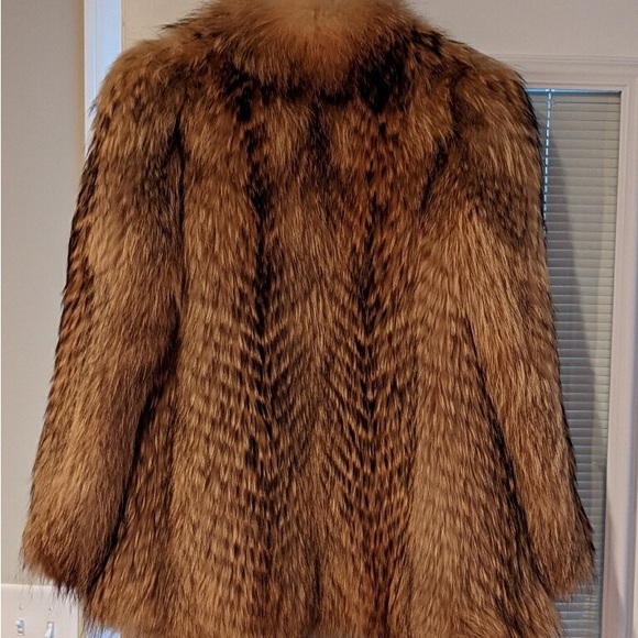 Iszards authetic vintage Racoon fur winter coat - Picture 3 of 6